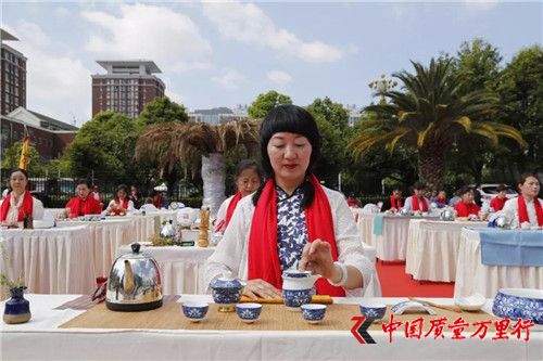 理想“2018首屆龍潤茶節”在昆盛大舉行