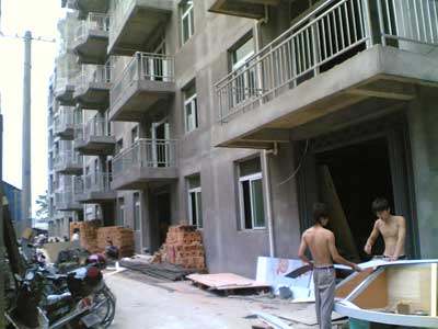 裝修公司標(biāo)準(zhǔn)不一家裝按建筑面積計價遭質(zhì)疑
